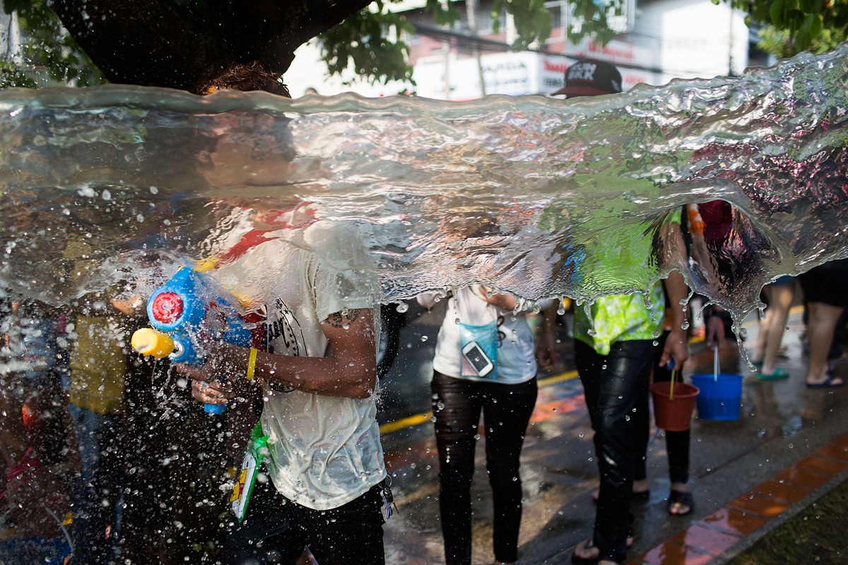 Thai Lan tung bung trong le hoi te nuoc Songkran-Hinh-7